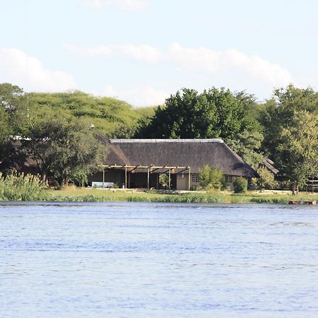 Big 5 Toro Lodge Kasane Exterior photo